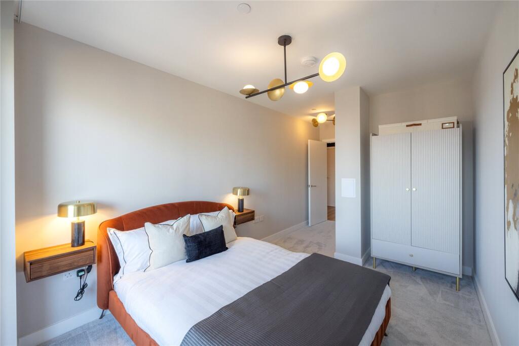 Apartment in London - View 2