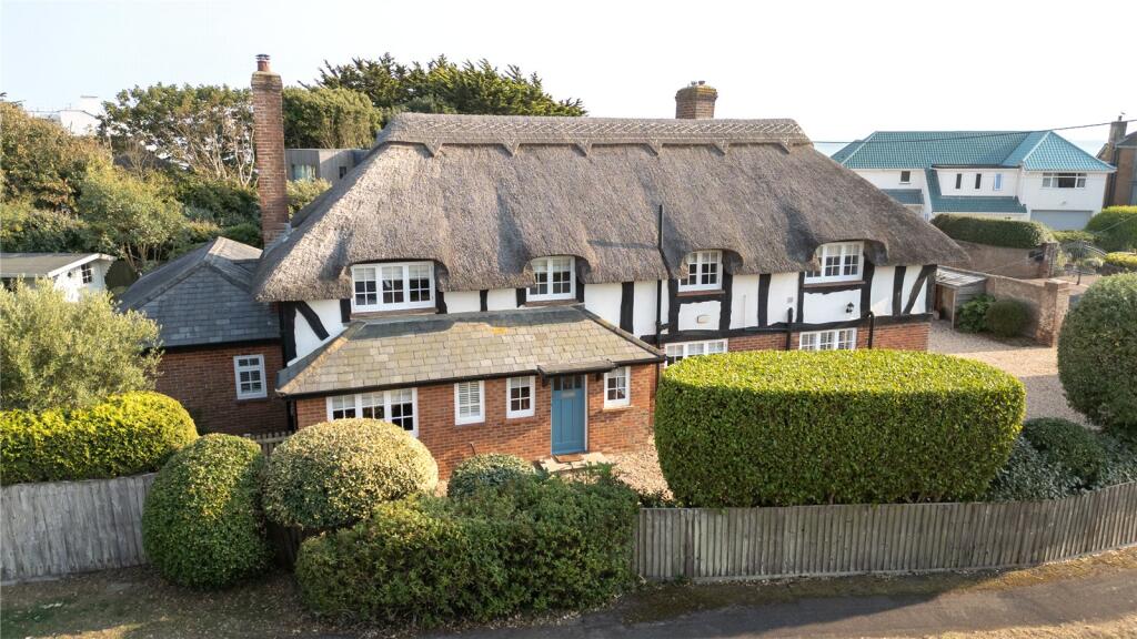 Main image of property: De La Warr Road, Milford on Sea, Lymington, Hampshire, SO41