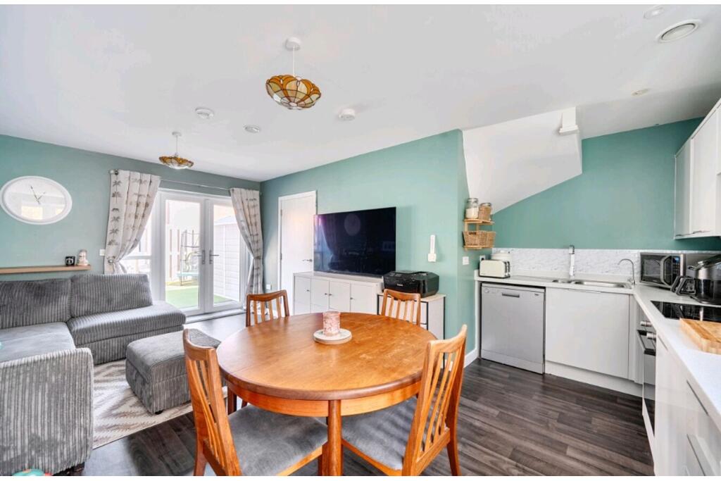 House in Lewes, Seaford - View 5