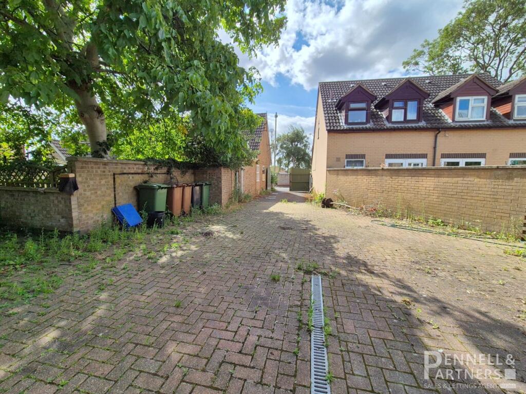 Back Lane, Eye, Peterborough, PE6 photo 5