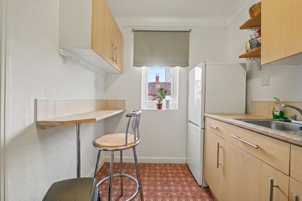 Apartment in Coventry - View 5
