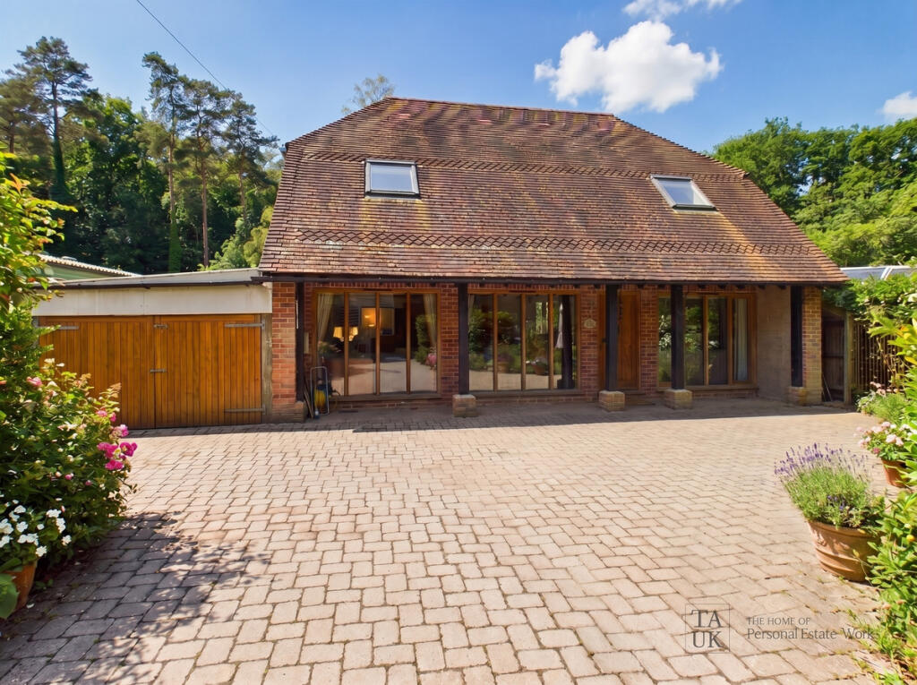 Main image of property: Woodberry Lane, Emsworth, PO10