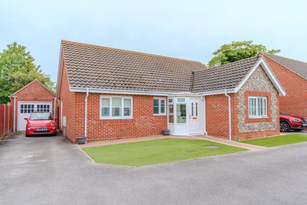 Main image of property: Heritage Green, Kessingland, Lowestoft, NR33 7UP
