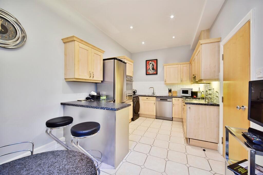 House in Maidstone, Kent - View 4