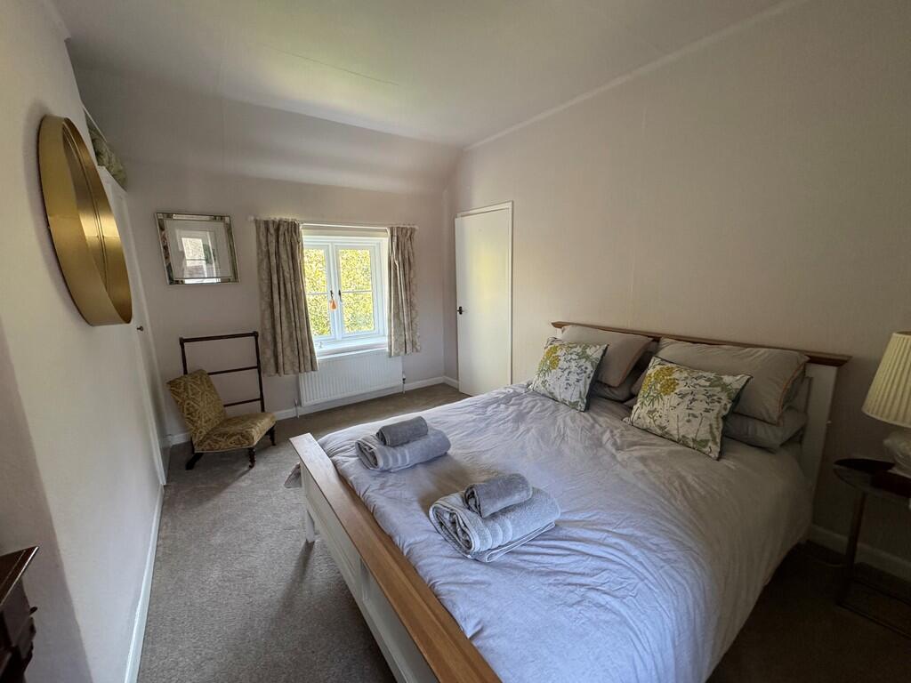 Additional image 14 of Temple, Corsley