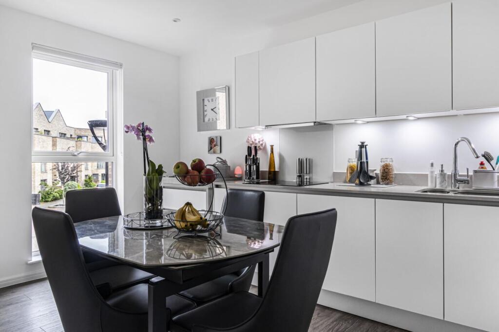 Apartment in London - View 4