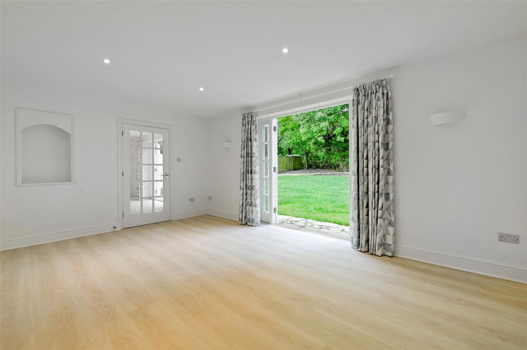 House in Reading - View 4