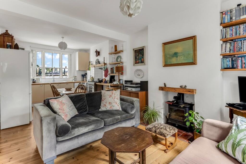 House in London - View 5
