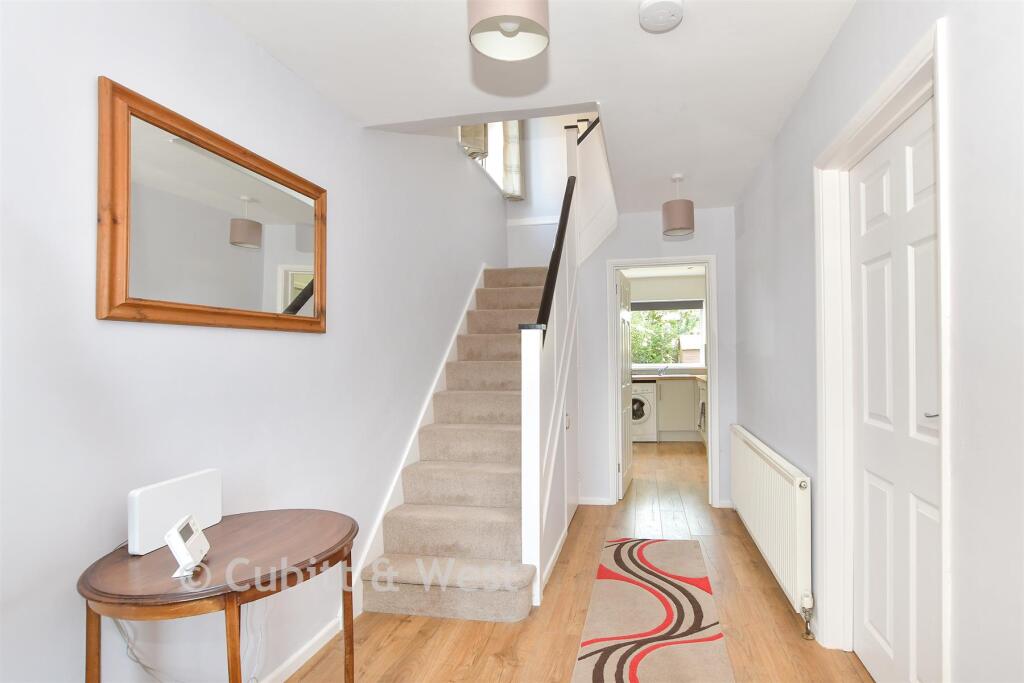 House in Tonbridge - View 5