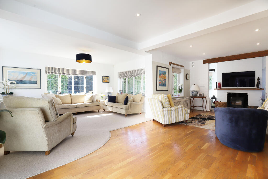House in Southampton - View 5