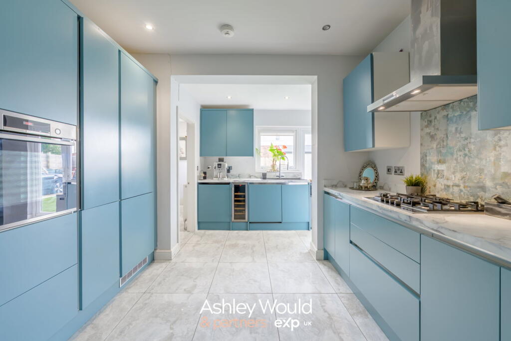 House in Dudley, West Midlands - View 5
