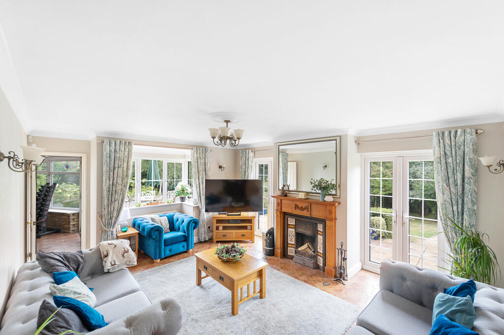 Blacksmiths Lane, Ellington, Huntingdon, Cambridgeshire, PE28 photo 3