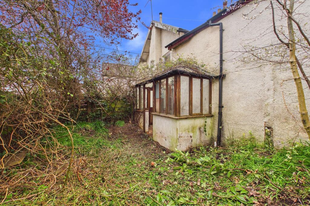 Mill Street, Crediton, EX17 photo 4
