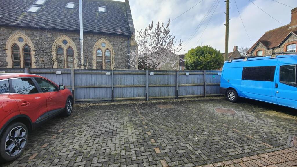 Additional image 18 of High Street, Henstridge, Templecombe