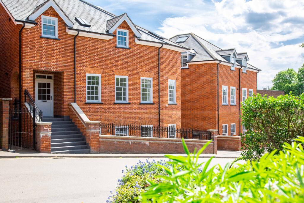 Main image of property: Thompsons Close, Harpenden, AL5
