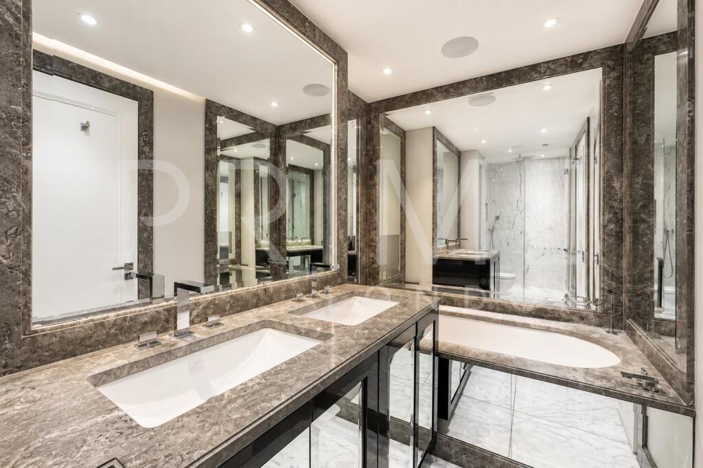 Apartment in London, City of Westminster - More