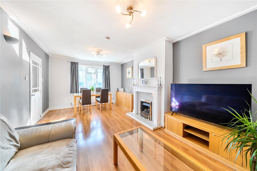 House in Southall - View 3