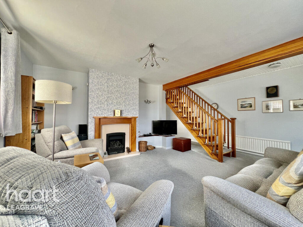House in Luton, Leagrave - View 4