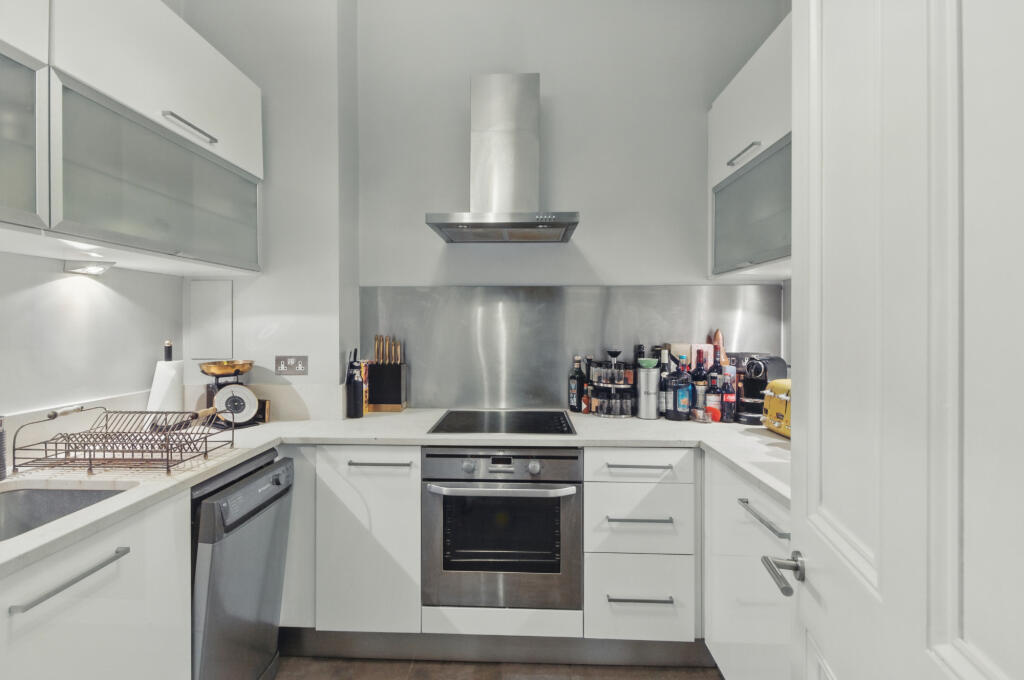 Apartment in London - View 4