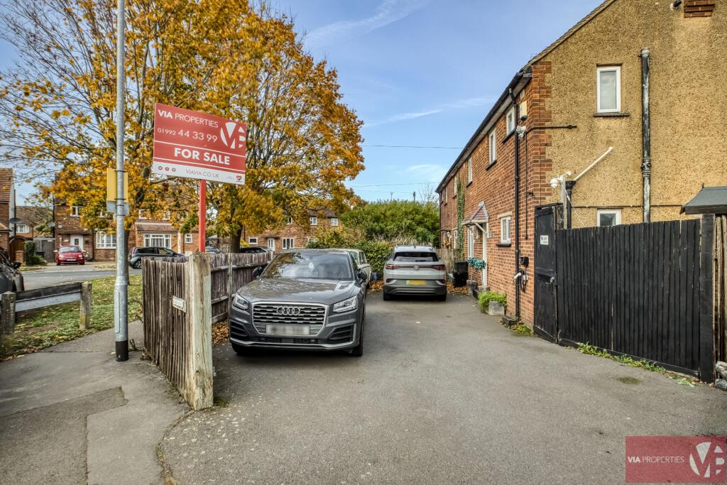 Main image of property: Castle Road, Hoddesdon, EN11