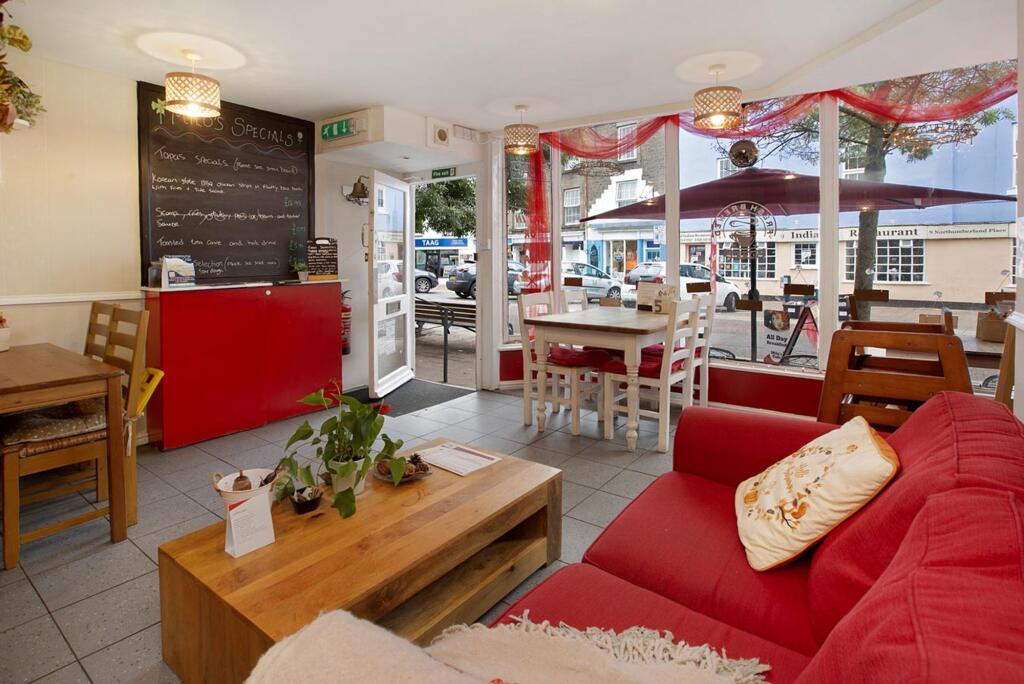Apartment in Torquay - View 3