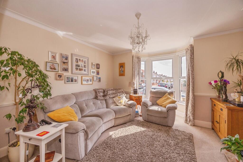 House in Portsmouth - View 5