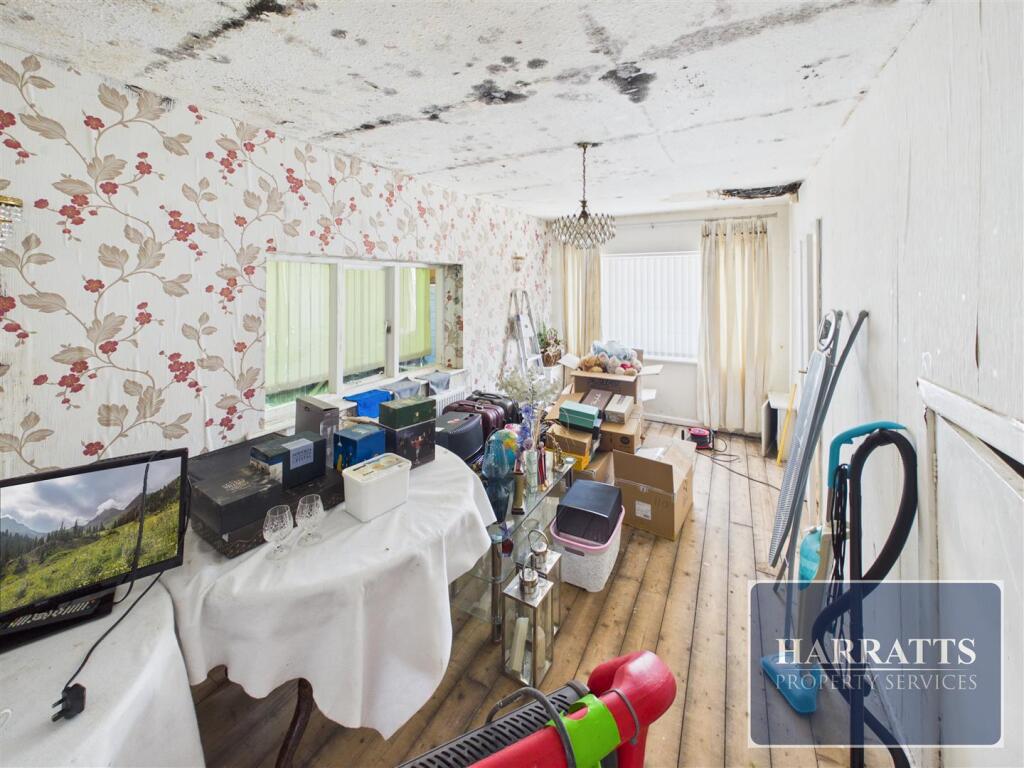 House in Stockport, Greater Manchester - More