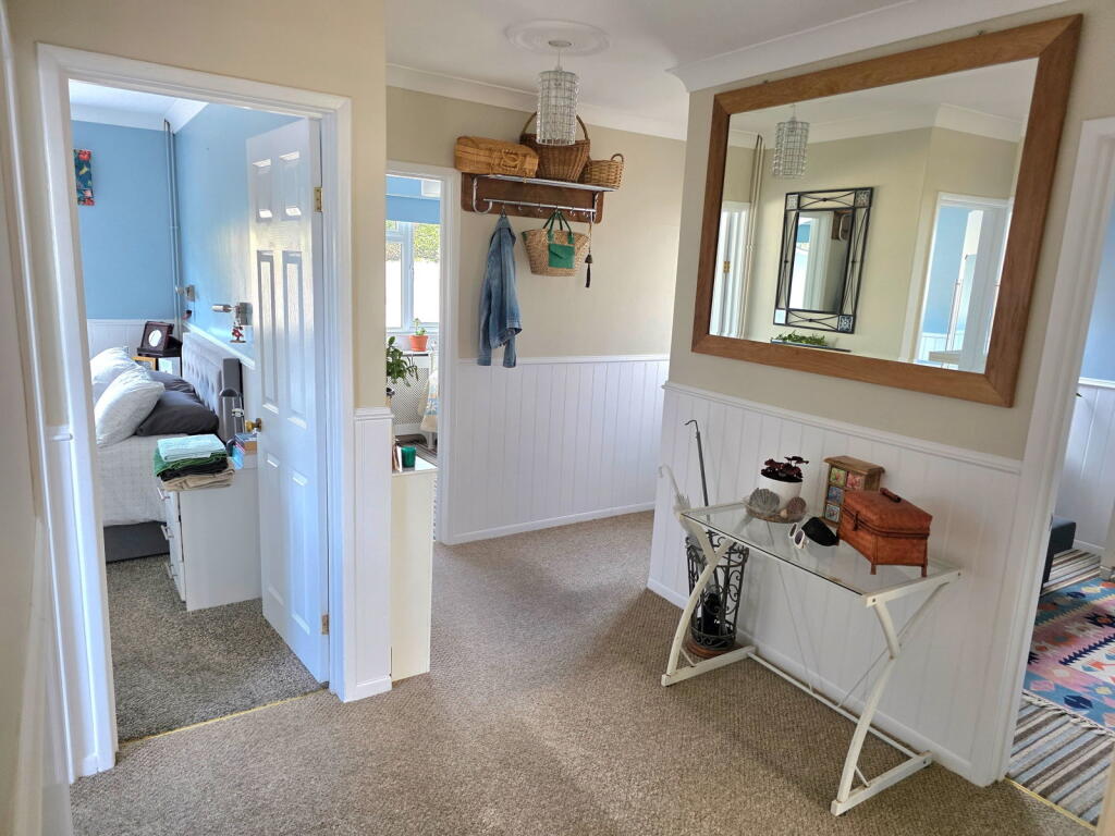 House in Portsmouth - View 5