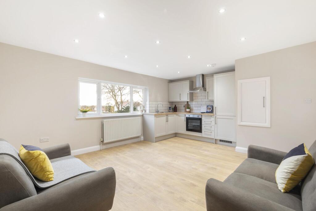 Main image of property: Lidgett Lane, Leeds