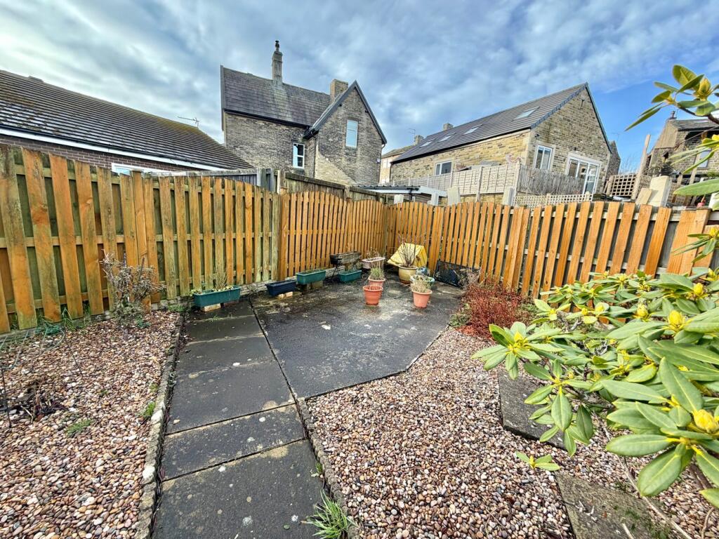 Additional image 11 of Lodge Gate Close, Denholme, Bradford, BD13