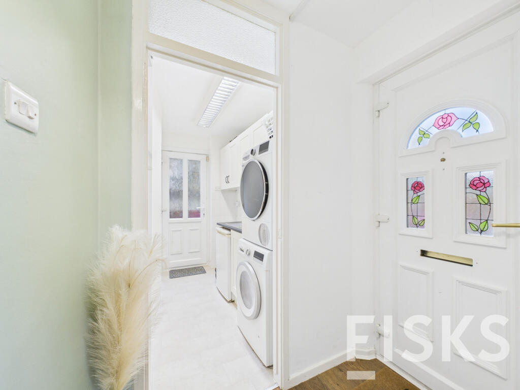 Wood Farm Close, Leigh-on-sea, SS9 photo 4