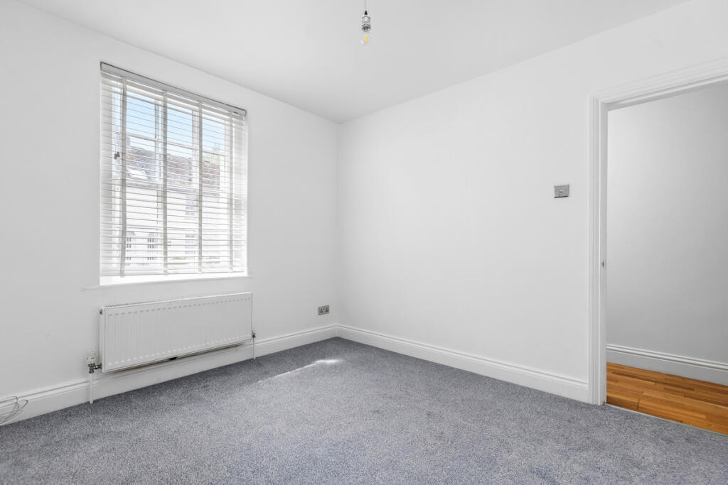 House in Chichester - View 4