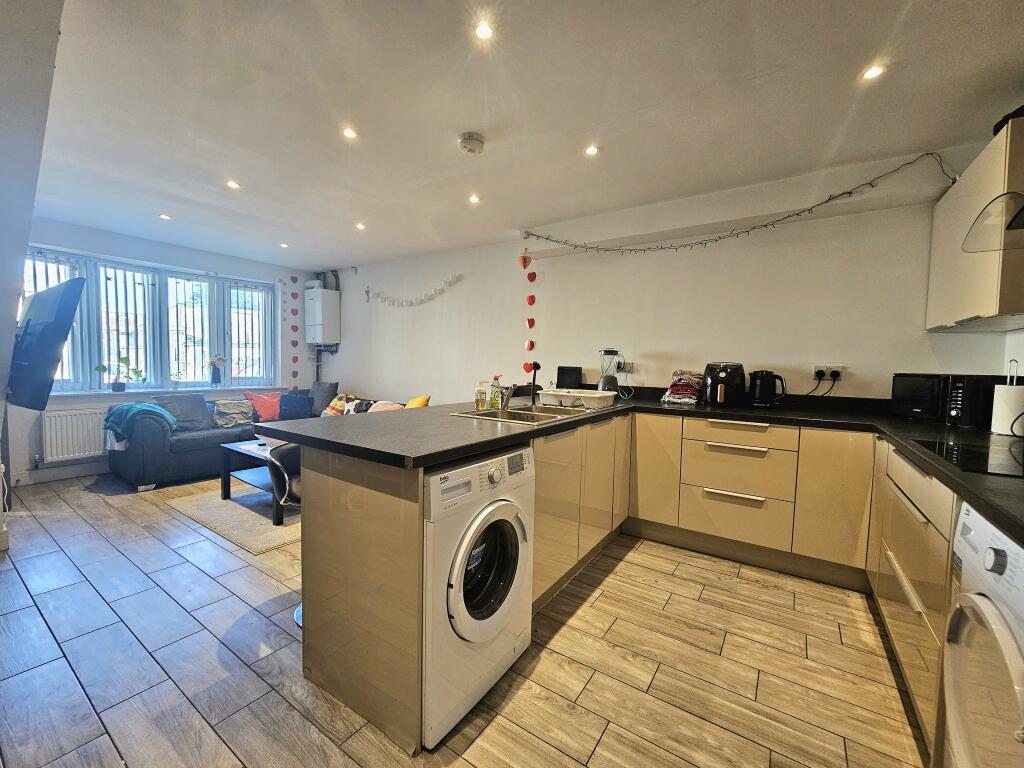 House in Birmingham, Selly Oak - View 3