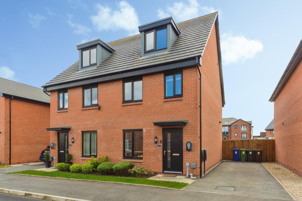 Main image of property: Silver Lane, Manchester, M43