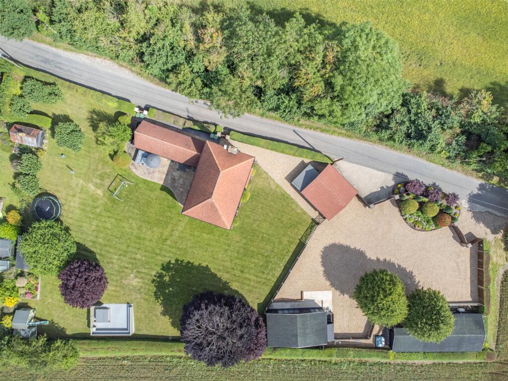 Hartley Bottom Road, Hartley, Kent, DA3 photo 3