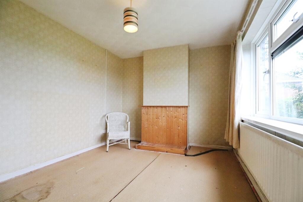 Torrington Road, Llanrumney, Cardiff photo 5