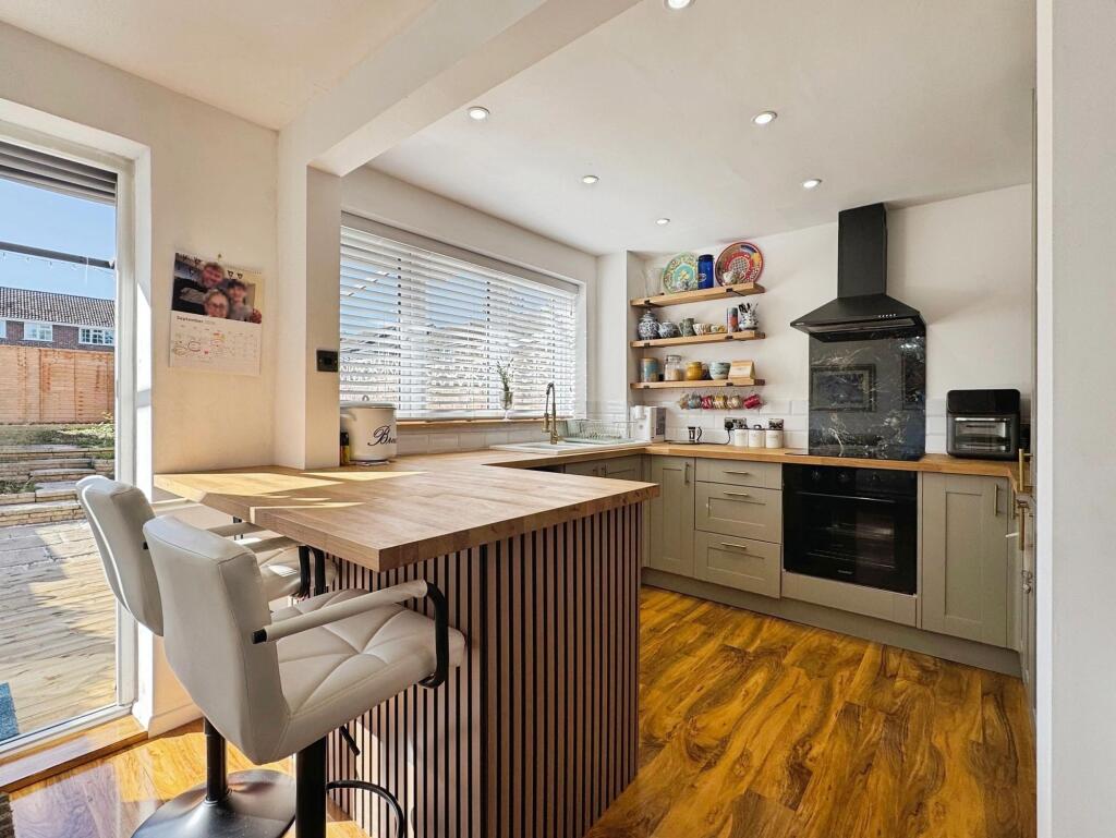 House in Swindon, West Overton - View 2