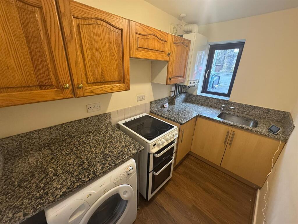 Additional image 4 of Gordon Street,Cross Roads