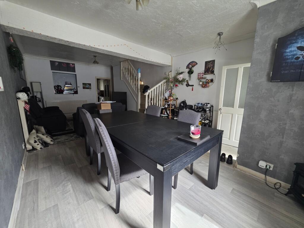 House in Cwmafan, Caerhendy - View 5