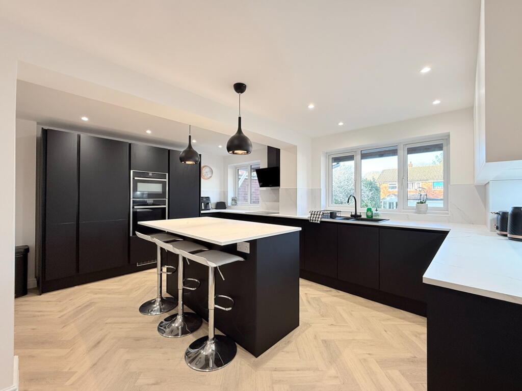 Main image of property: Pearmans Croft, Hollywood, B47 5ER