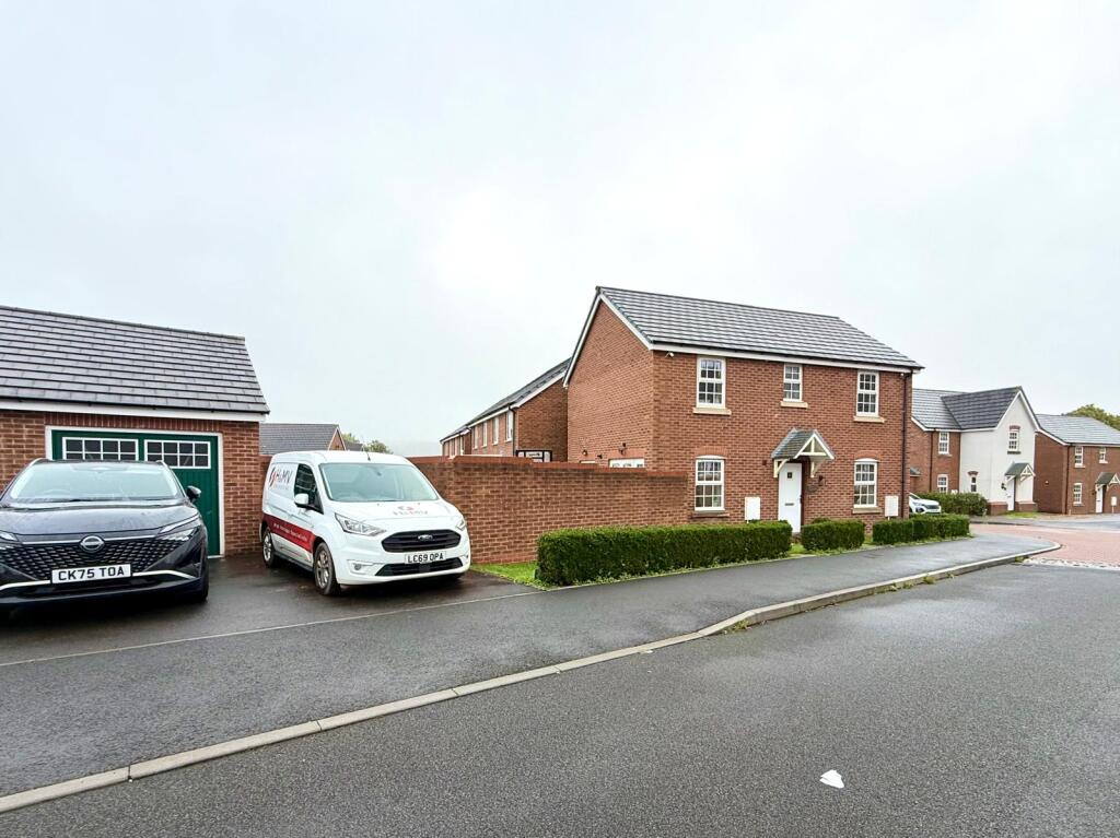 Main image of property: Y Dolydd, Aberdare, Rhondda Cynon Taf