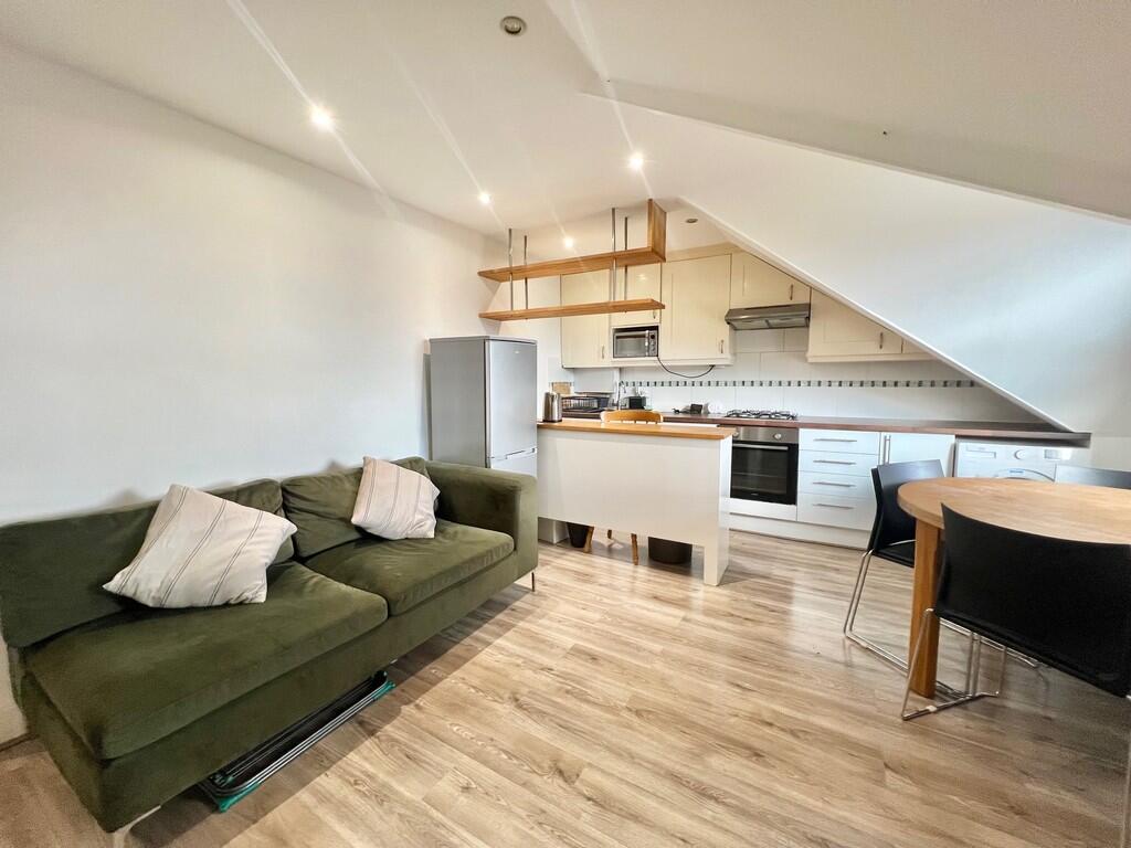 Main image of property: Morland Avenue , Croydon 