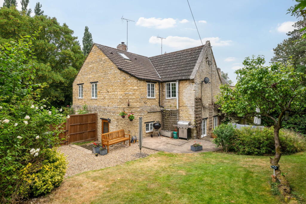 House in Northampton, Stanwick - View 4