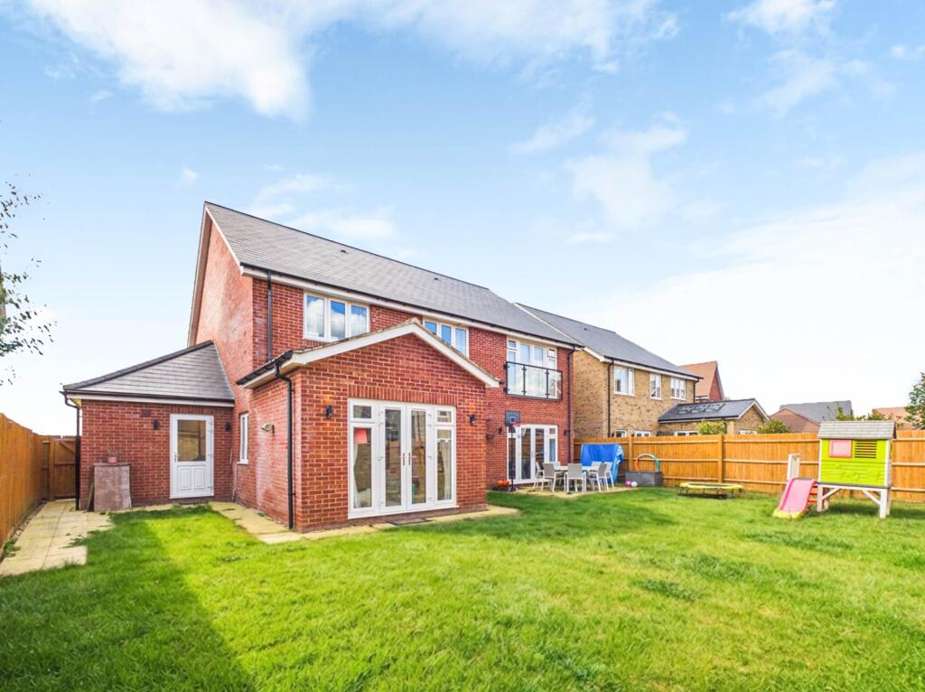 House in Hemel Hempstead - View 2