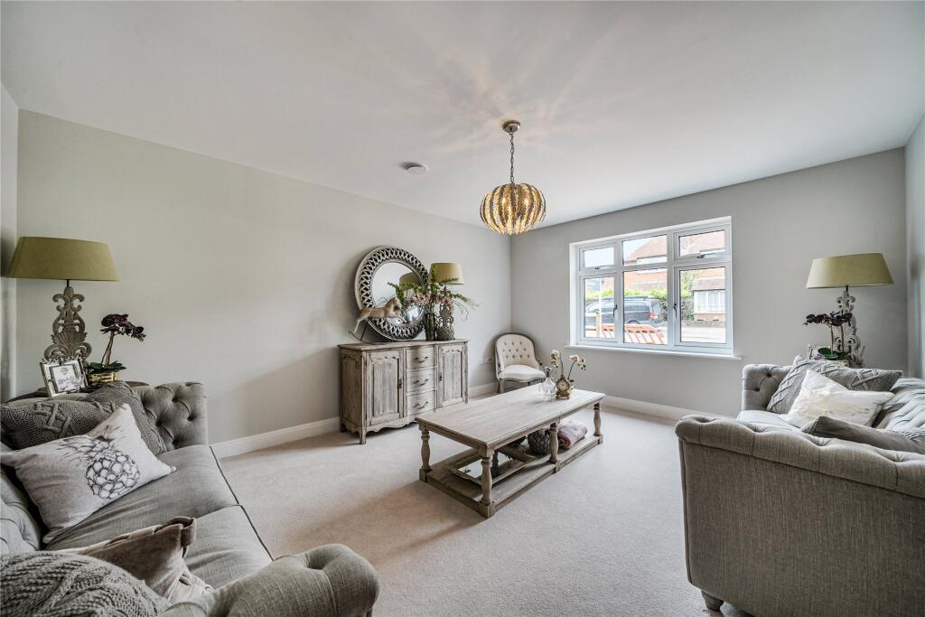 Send Barns Lane, Send, Surrey, GU23 photo 4