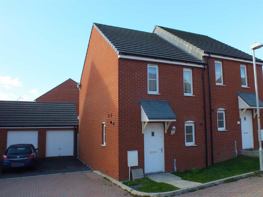 Main image of property: Heeks Crescent, Hilperton, Trowbridge