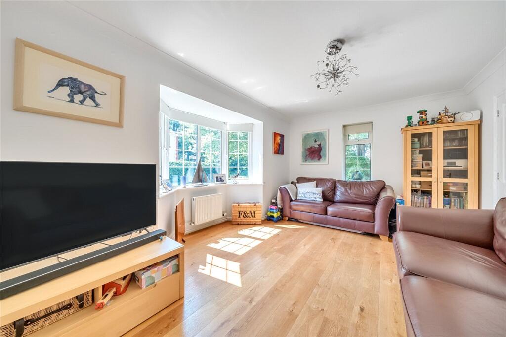 House in Basingstoke and Deane, Bere Hill, Whitchurch - View 4