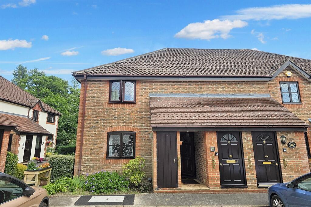 Main image of property: Spring Meadows, Midhurst, GU29