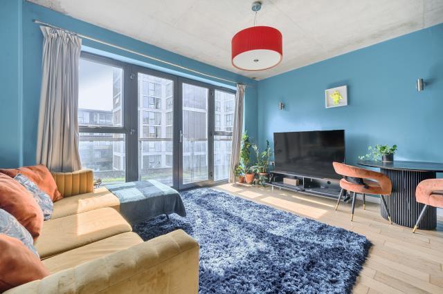 Main image of property: 76 Kingsland Road, London, E2