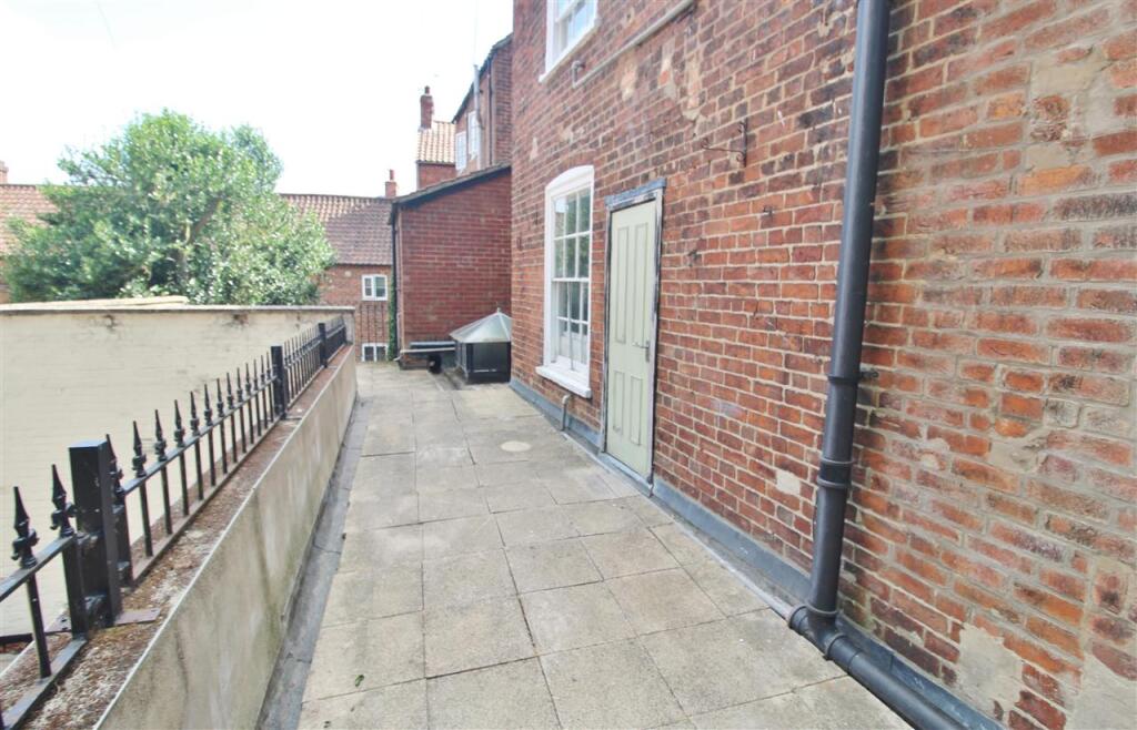 Apartment in Grantham - More